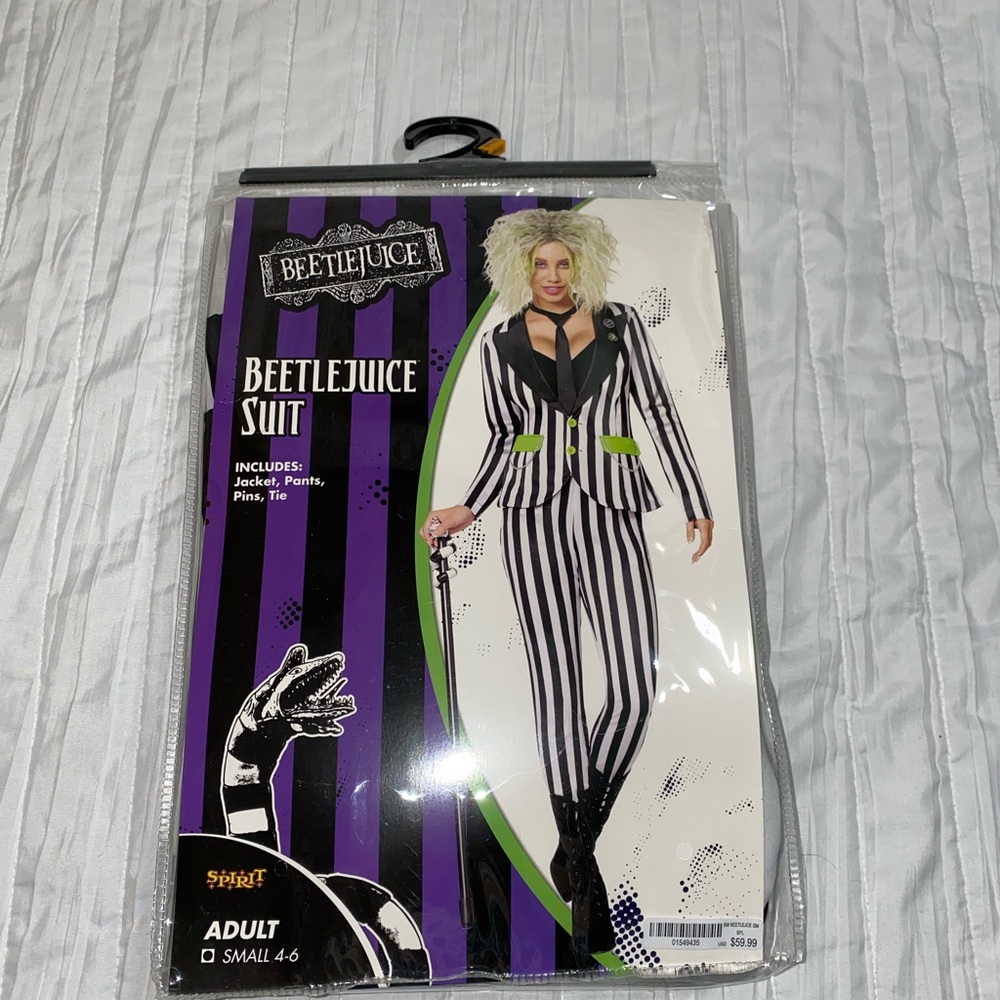 Womens Beetlejuice costume